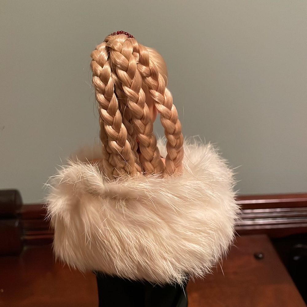 1980s Barbie wearing handmade outfit with real fur. - Picture 9 of 16